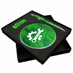 The Tech Essentials Gift Set