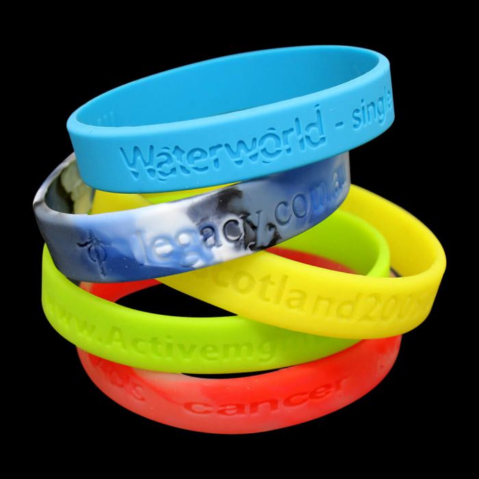 Manufacturer promotional gift debossed eco-friendly double sided silicon  rubber bracelet custom silicone wristband no minimum
