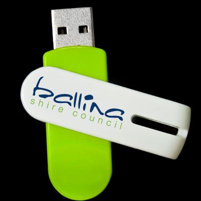 USB Tech Capless